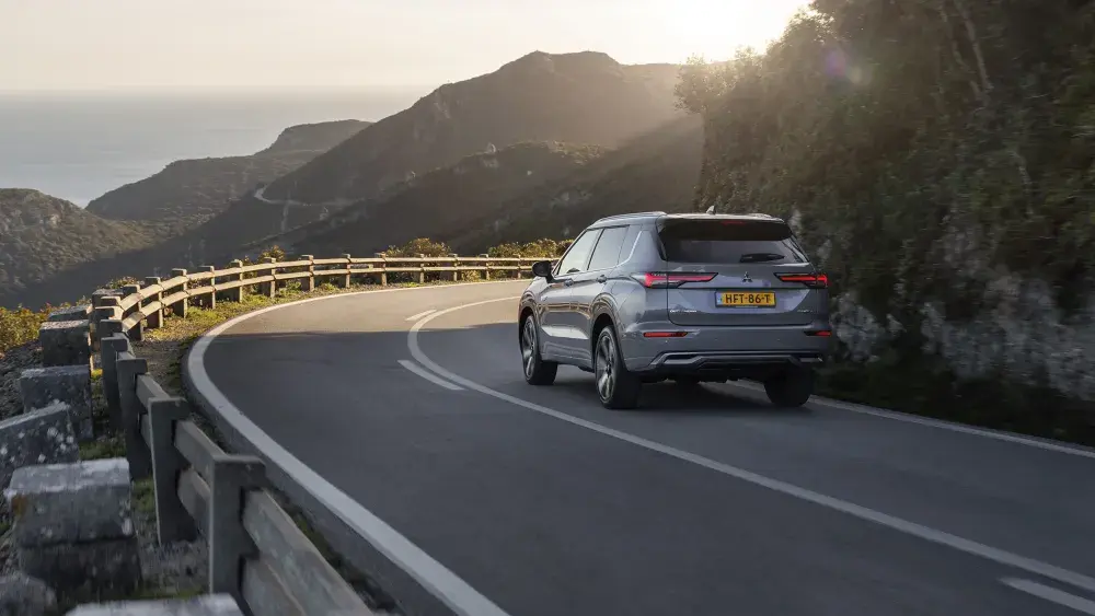 OUTLANDER PHEV