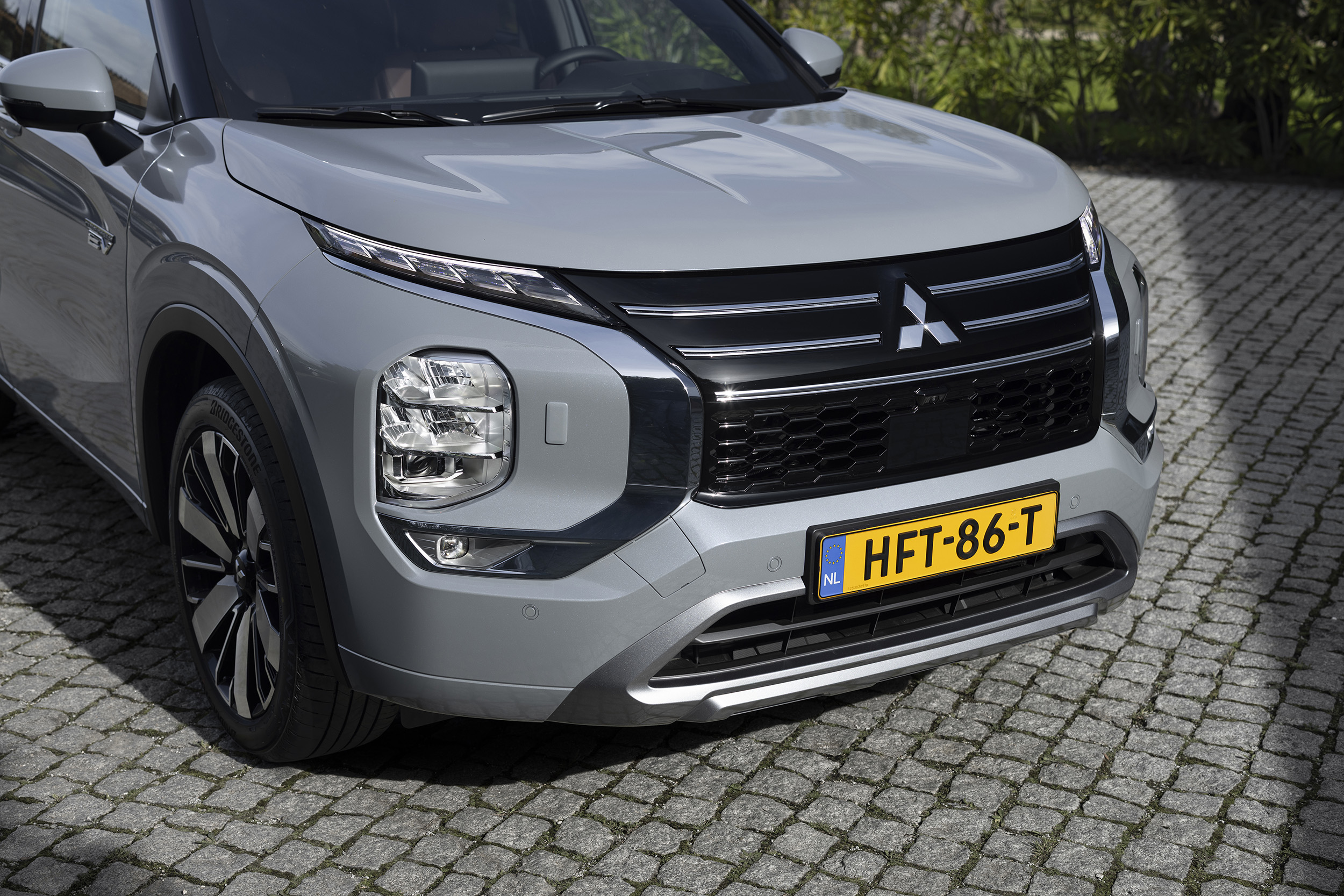 OUTLANDER PHEV