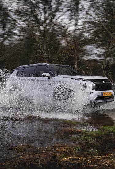 OUTLANDER PHEV
