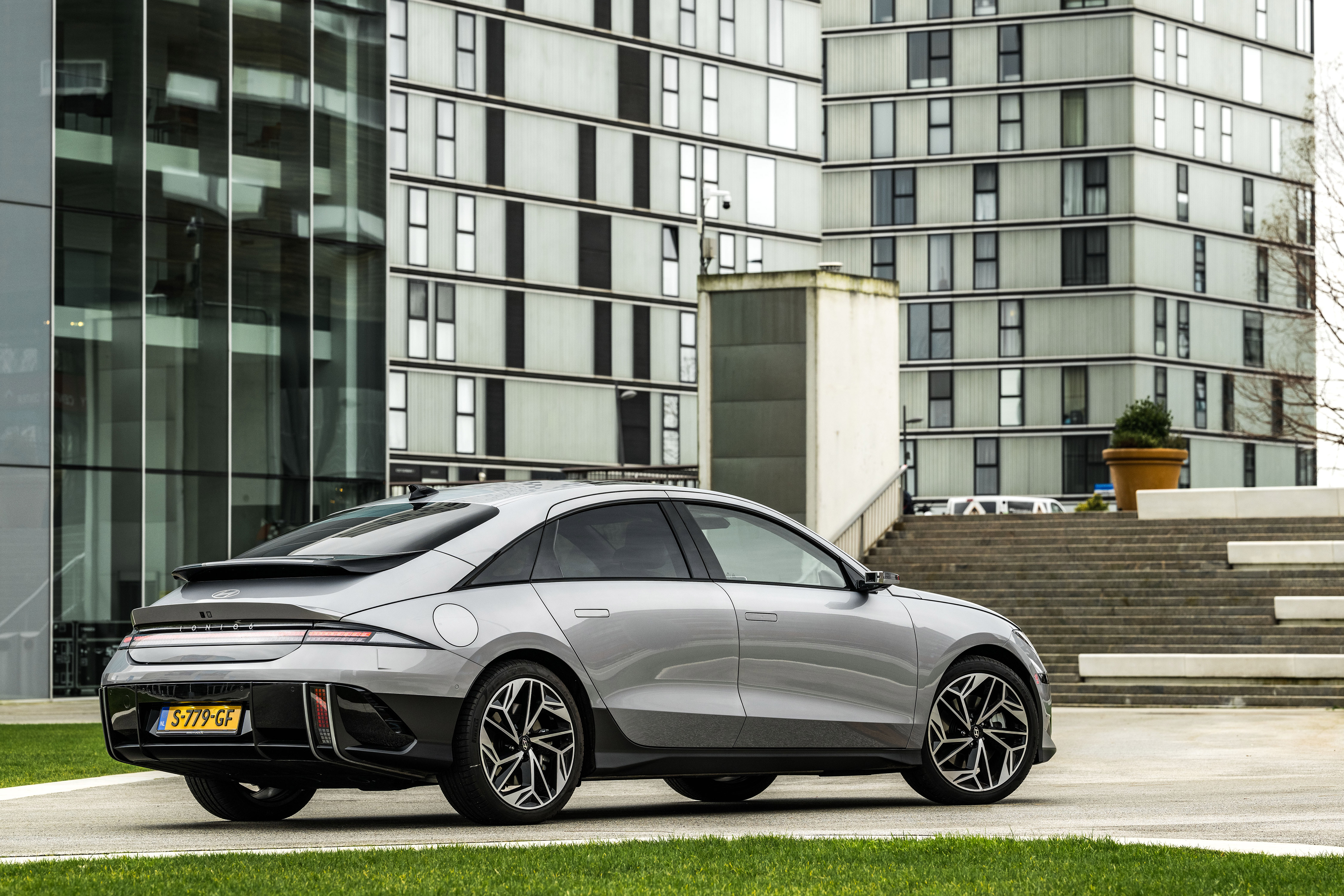 IONIQ 6 album actie 3