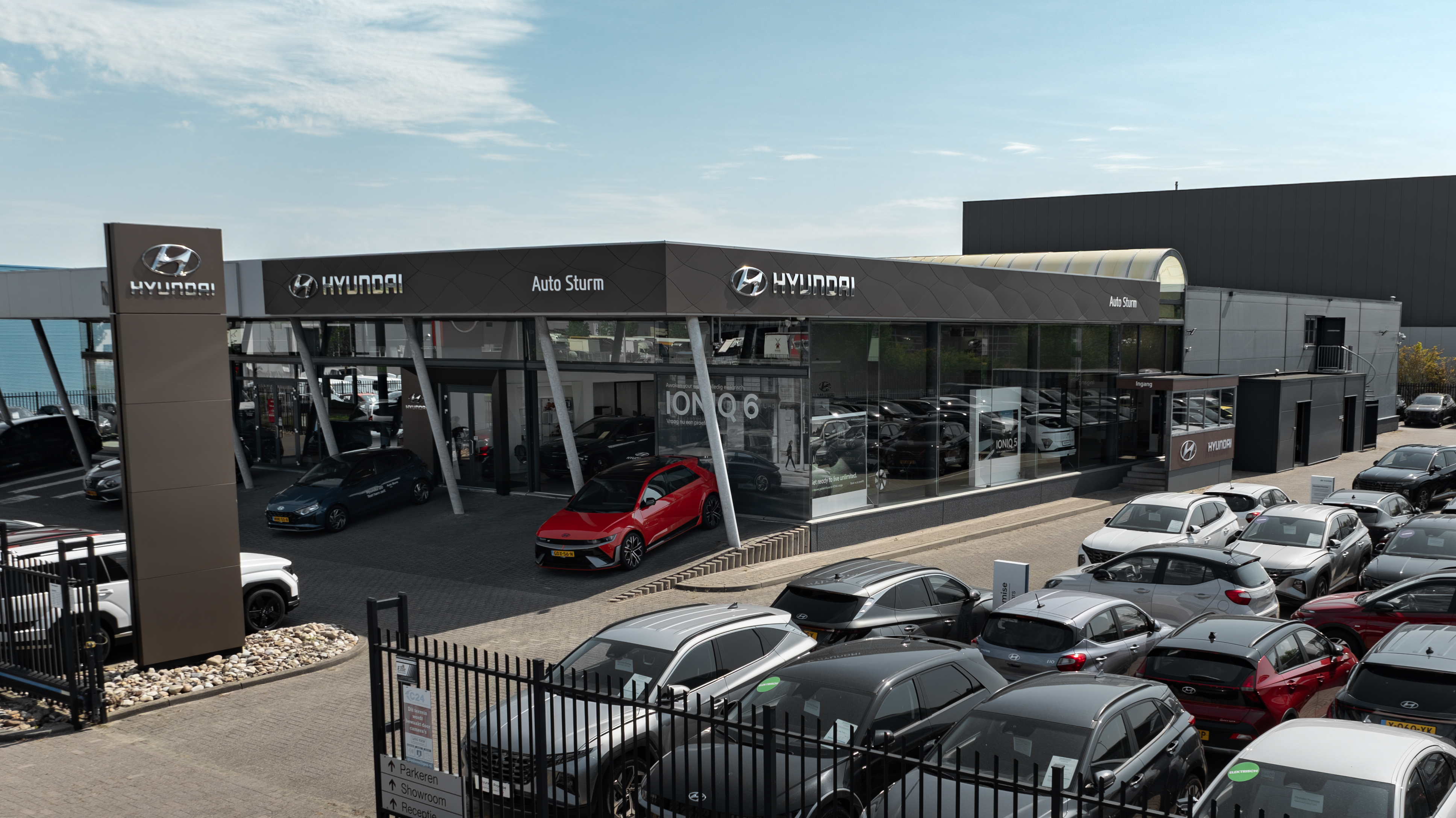 Auto Sturm Goes Hyundai