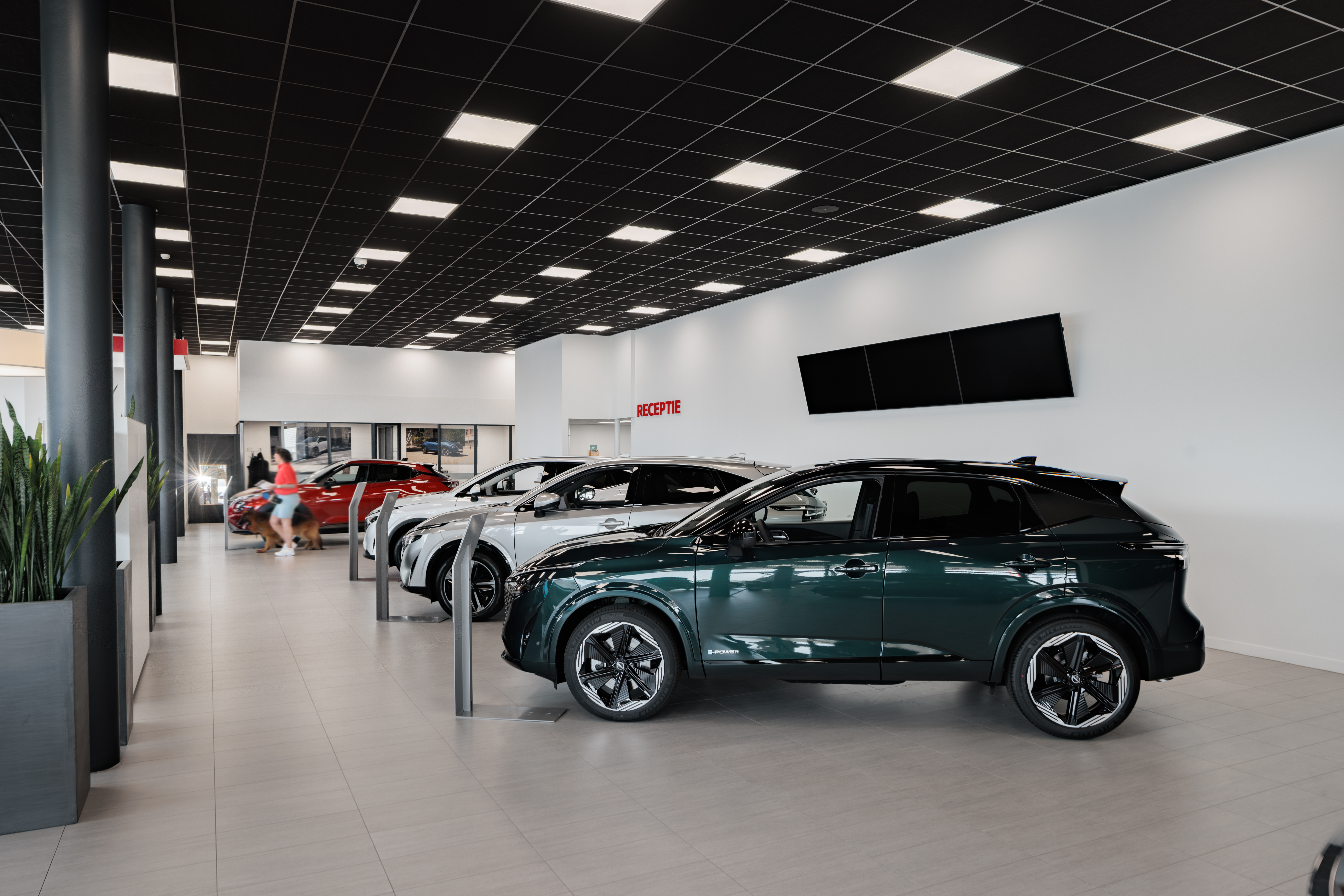 Auto Sturm Goes Nissan