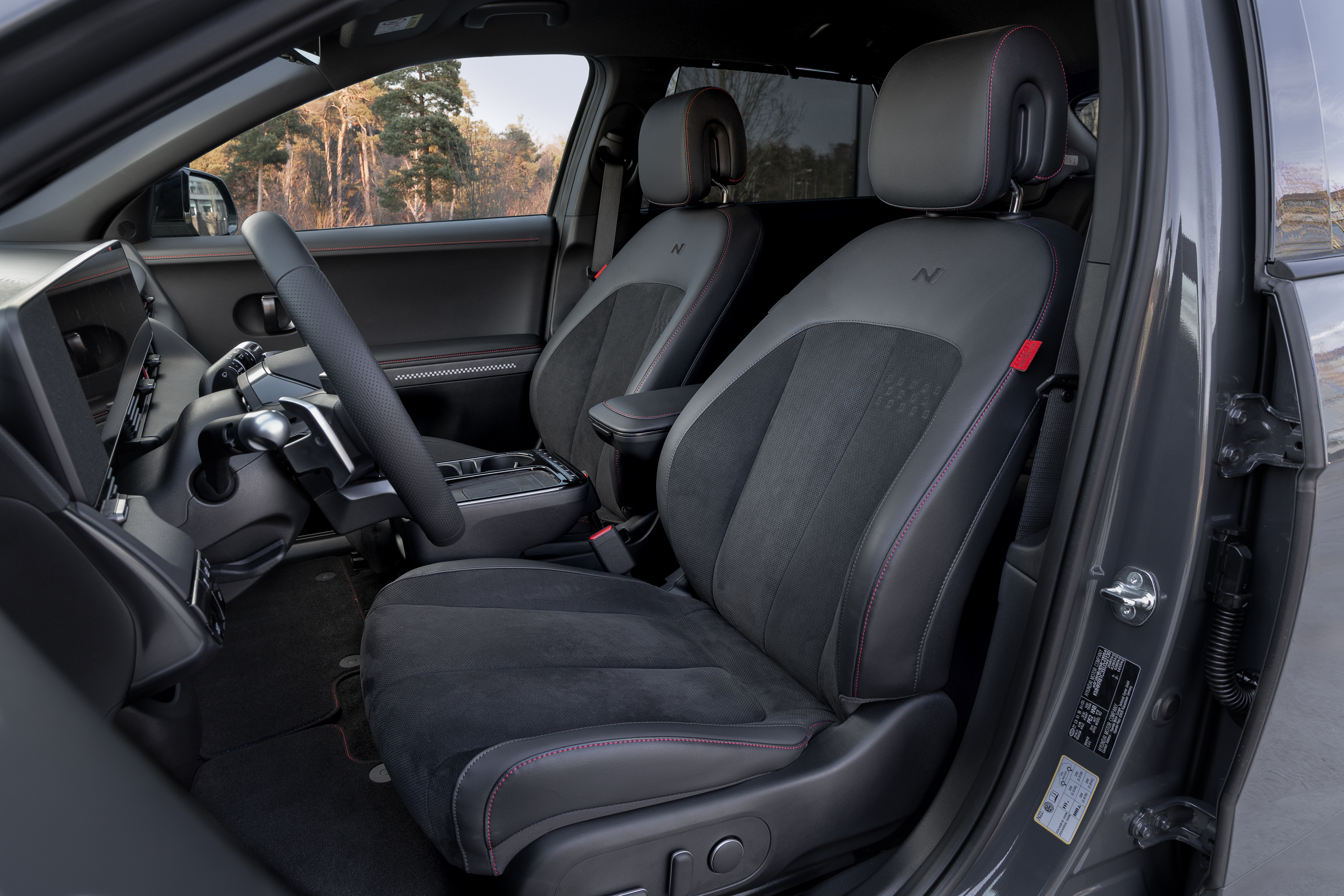 IONIQ 5 PE N Line front seats
