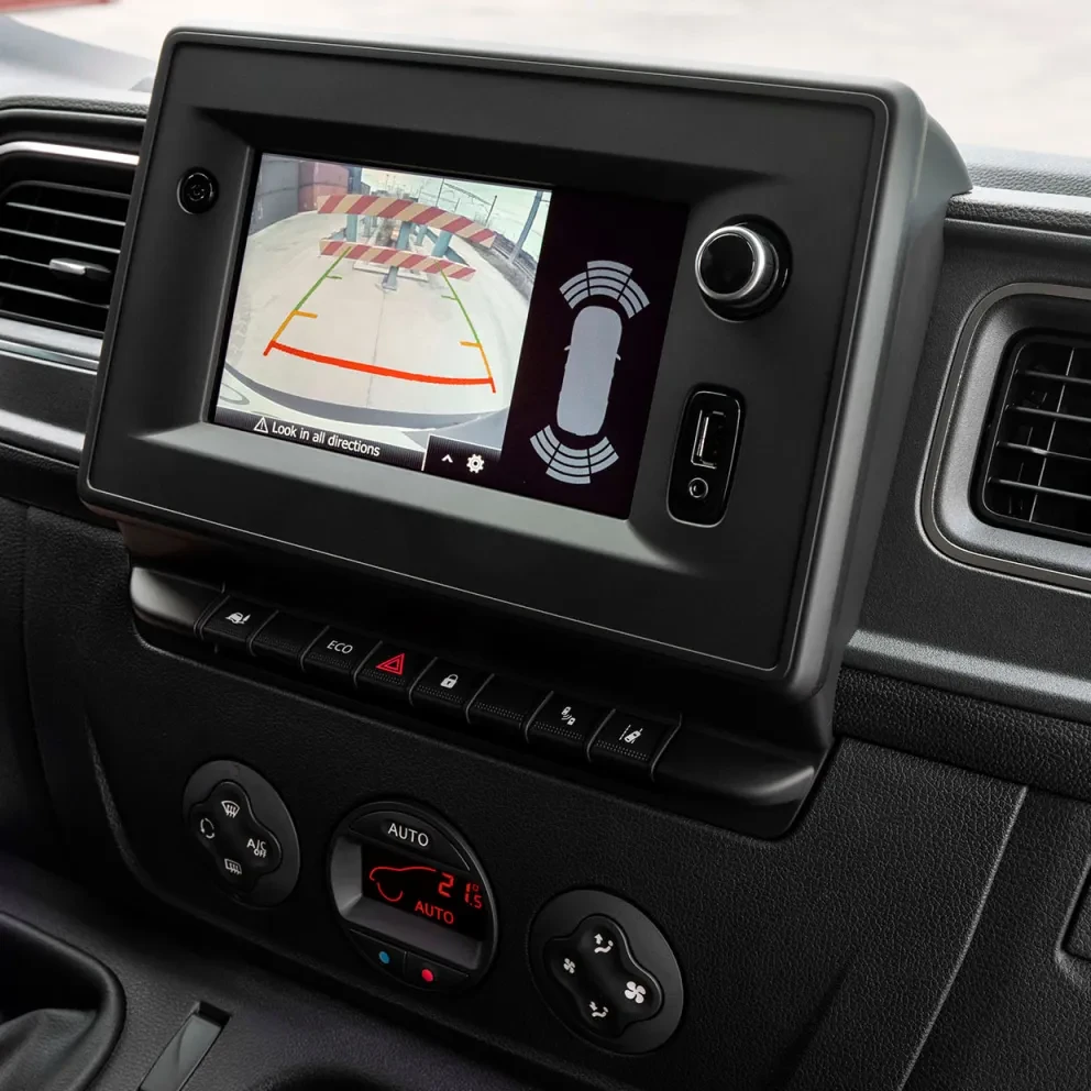 Nissan Interstar