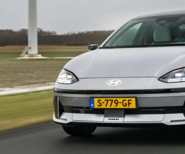 IONIQ 6