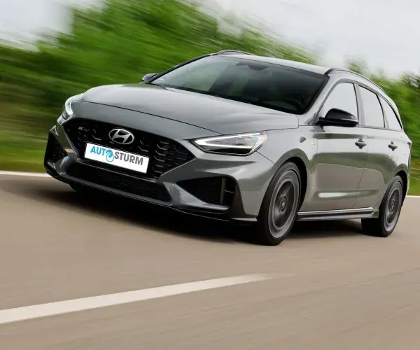 i30