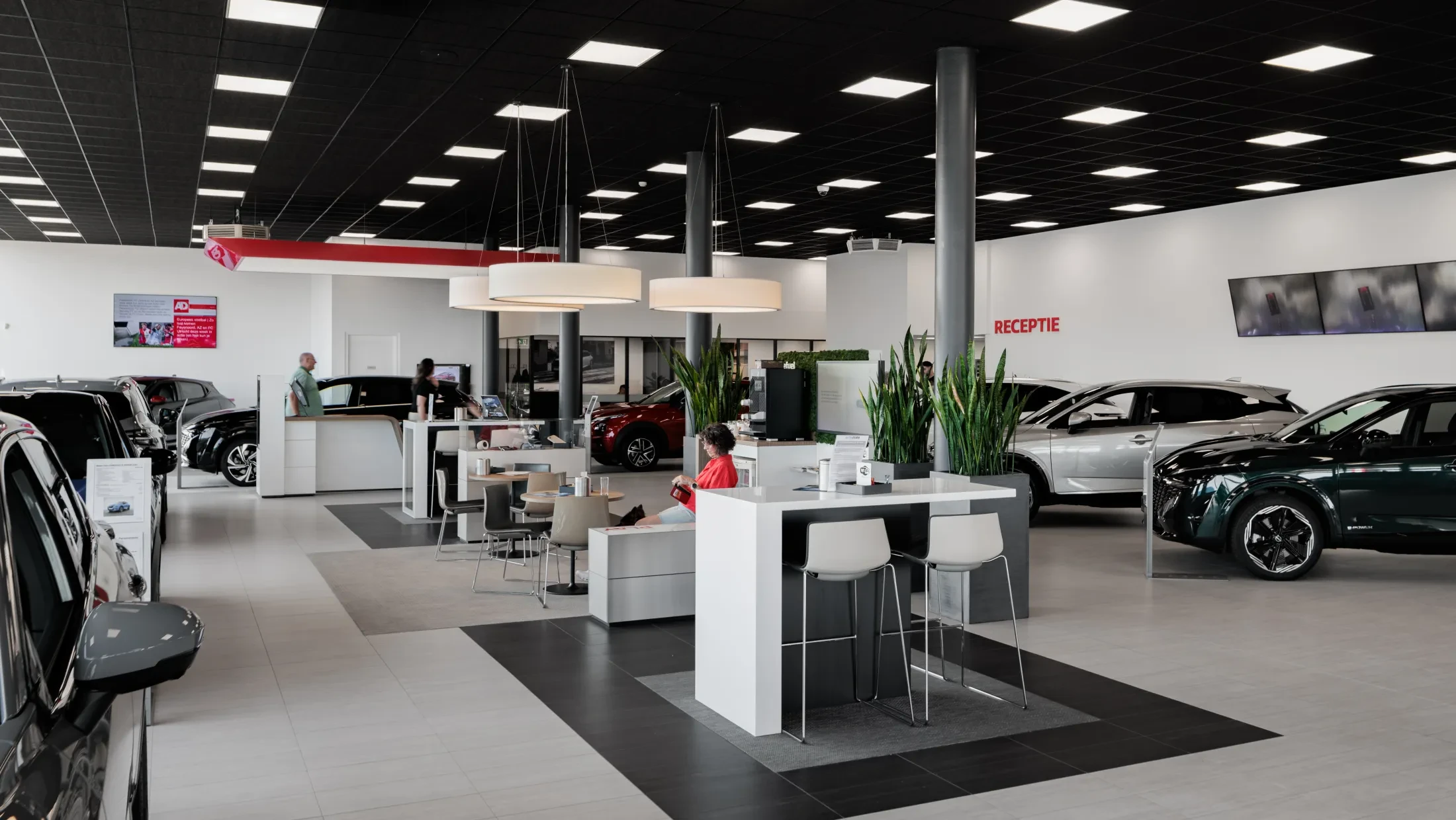 Auto Sturm Goes Nissan