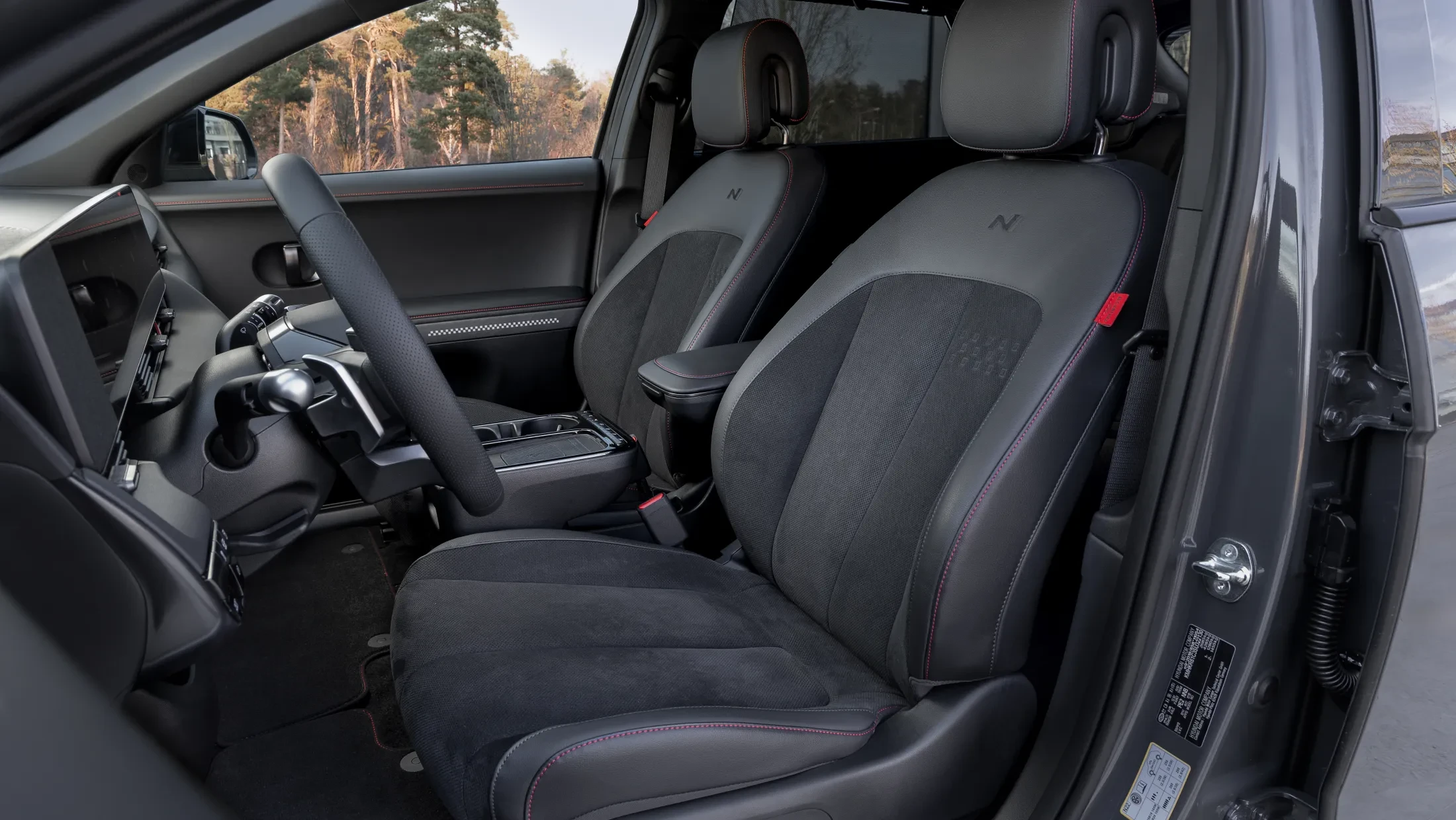 IONIQ 5 PE N Line front seats