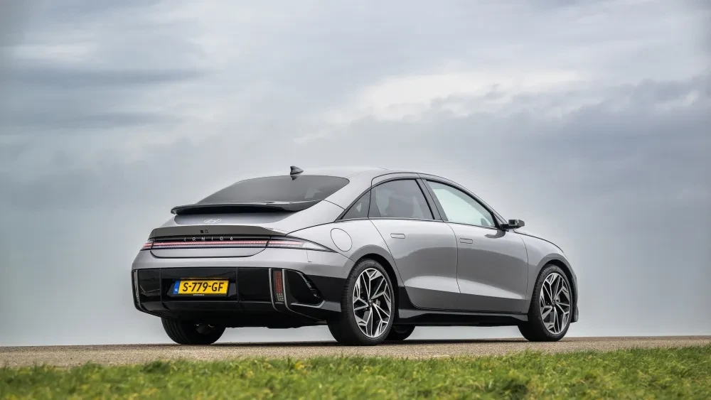 IONIQ 6 modelpagina afbeelding \1