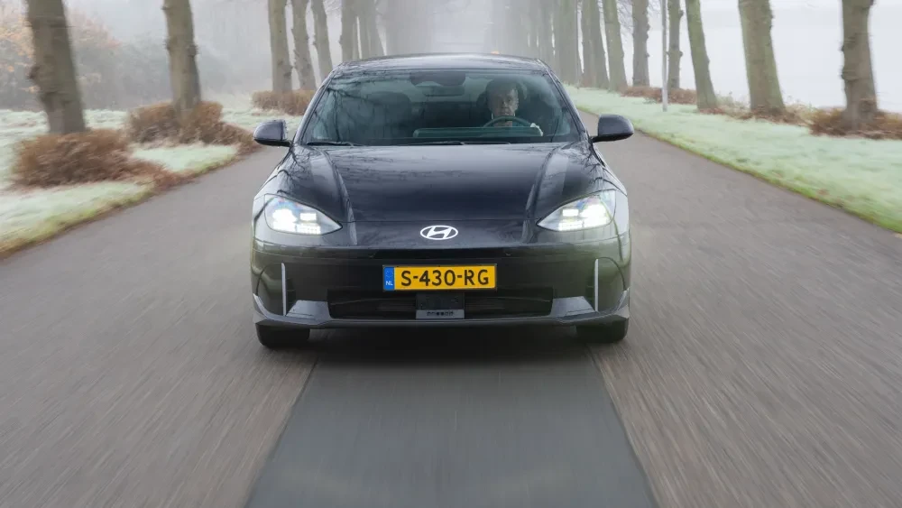 ioniq 6 auto vh jaar 1