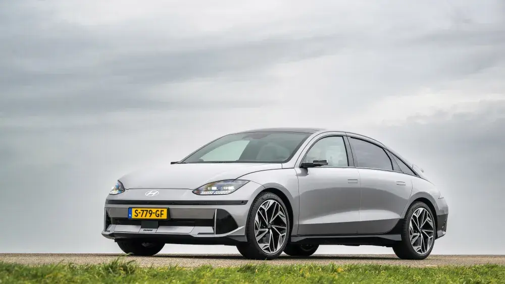 IONIQ 6