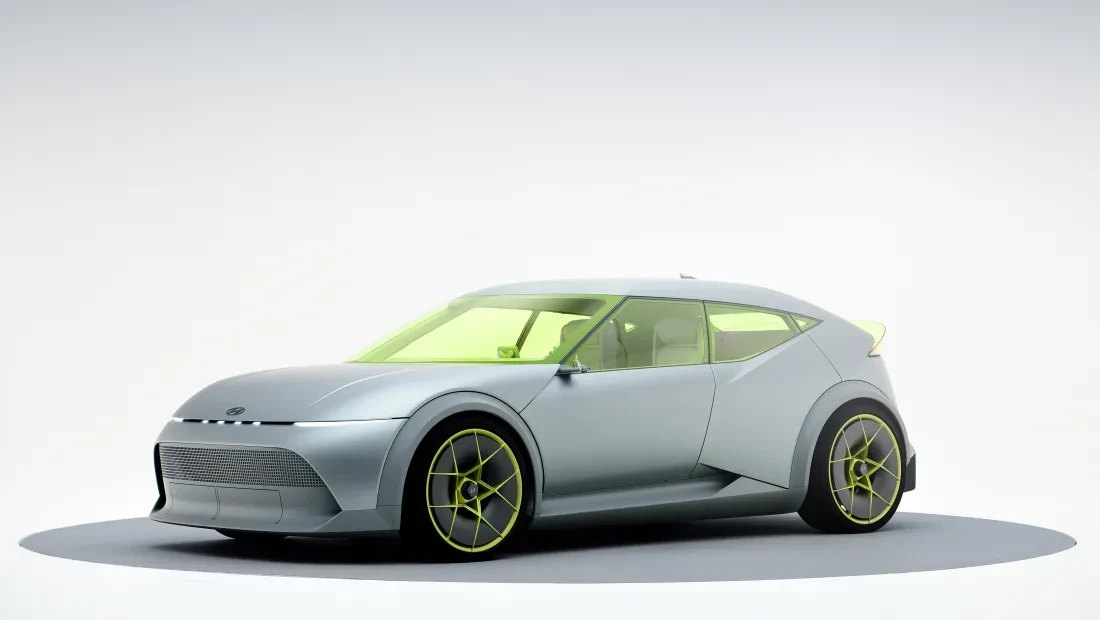 IONIQ THREE